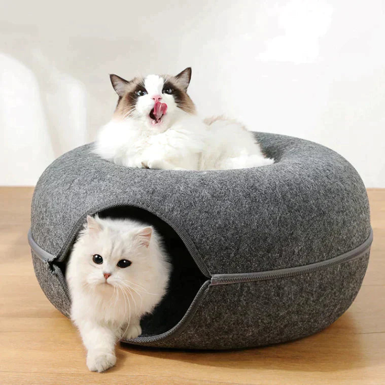 Non-slip base of the PurrNest cat bed