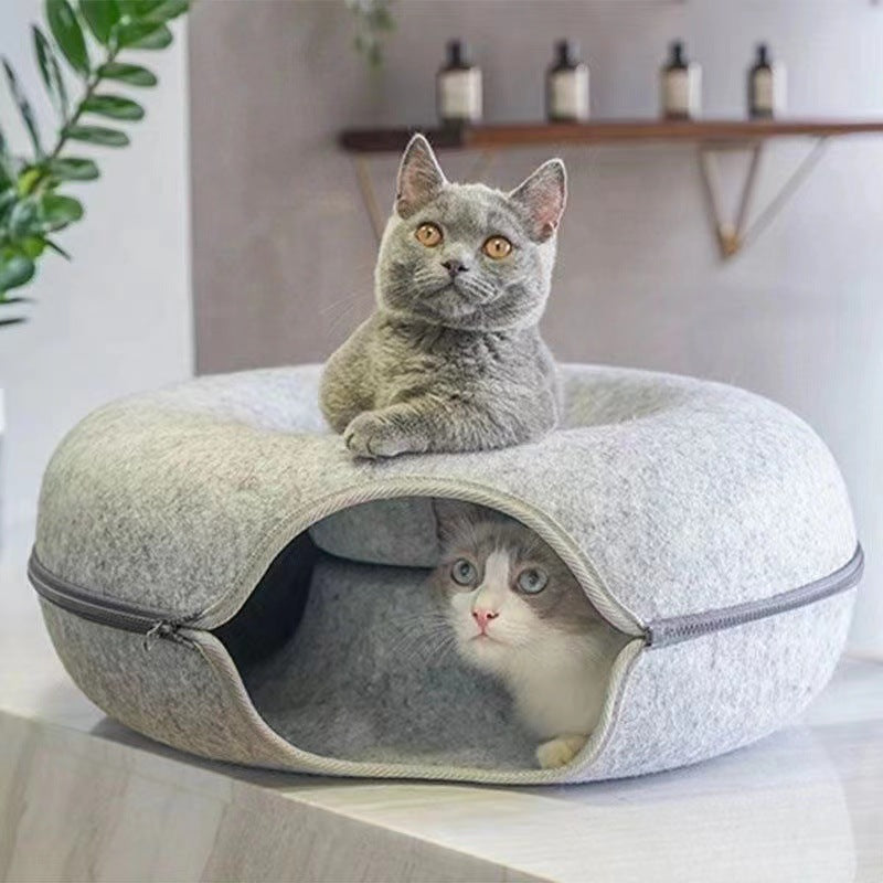 Donut cat bed in pink