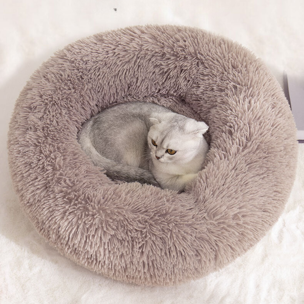 Cloud cat bed in light grey