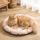 Handy cooling mat for cats for hot summer days