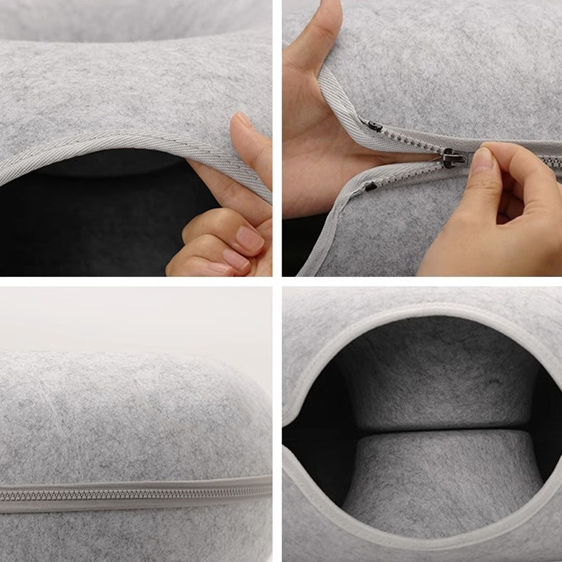 Donut cat bed in light blue