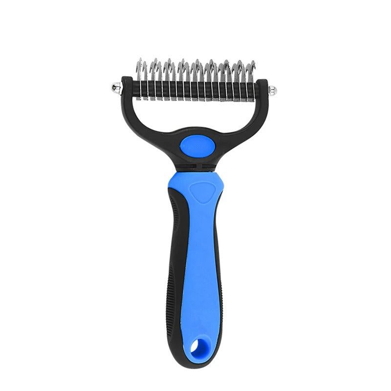 De-shedding brush in pink