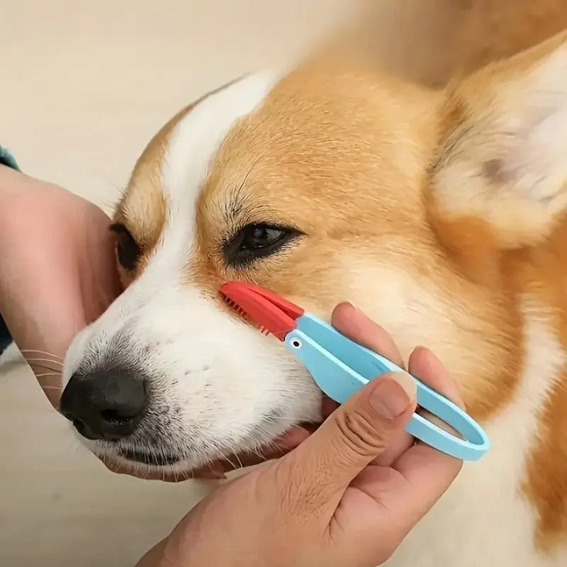 Pet tear stain removal comb