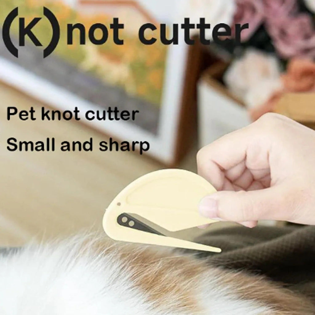 Ergonomic handle of the pet dematting tool
