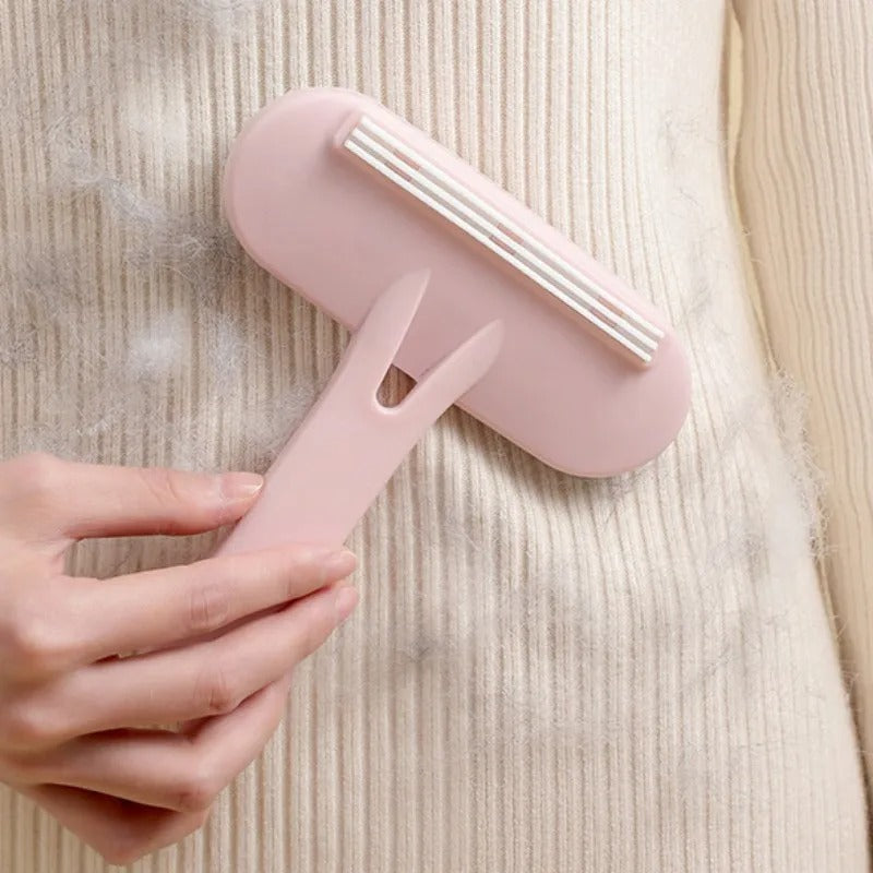 Bristles of the pet grooming brush