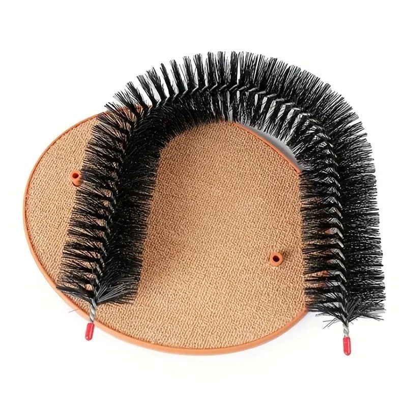 Built-in scratch pad on the cat self-groomer arch