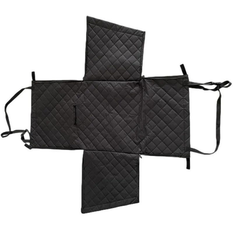 Non-slip straps on the bucket car seat cover