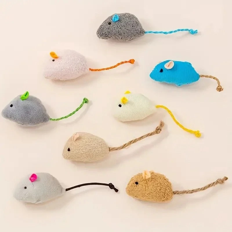 Lifelike plush rat cat toy detail