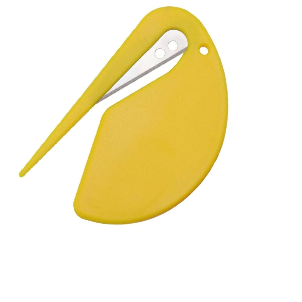 Pet dematting tool in black