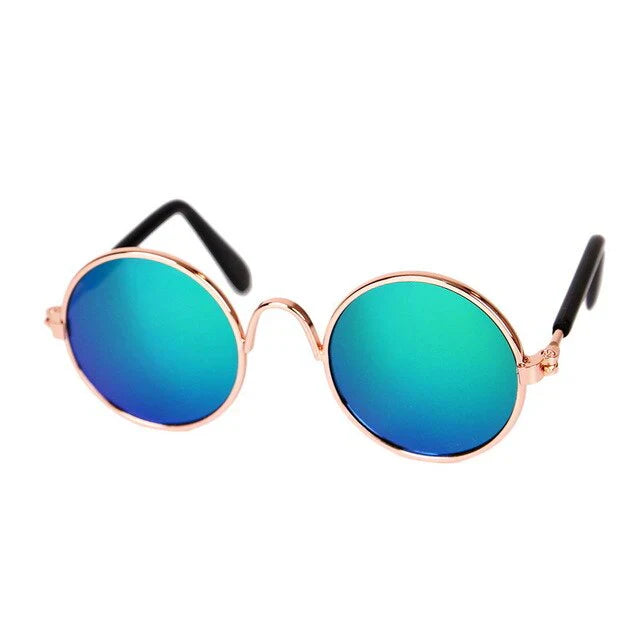 Novelty pet sunglasses in yellow